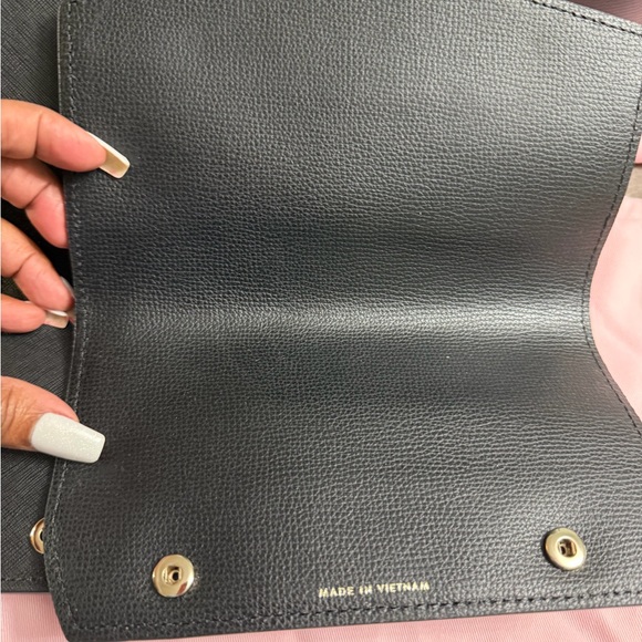 Kate Spade Backpack Shoulder Bag in Black with 3 changing flab’s - Picture 14 of 16